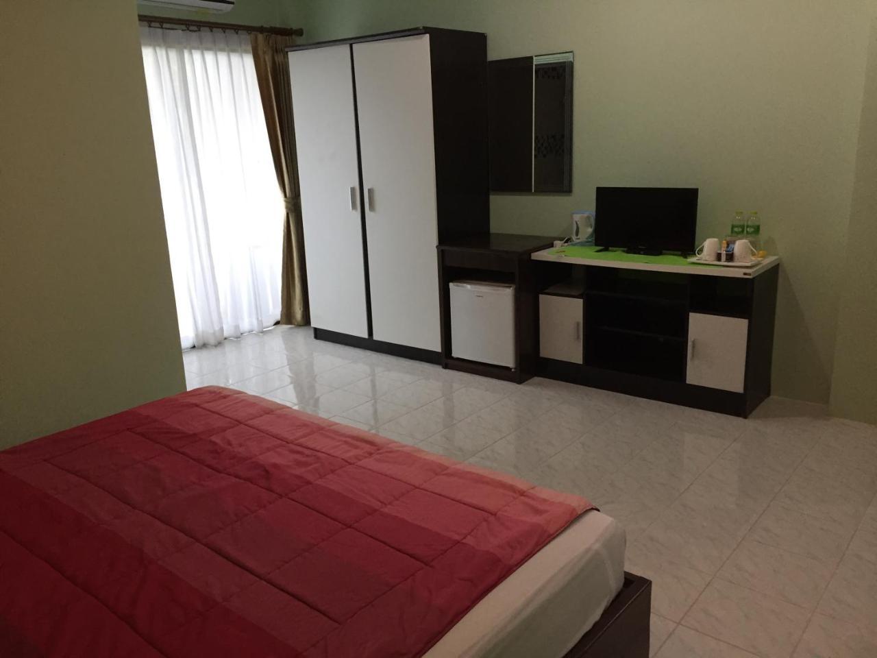Апартаменты Am House Клонг-Муанг-Бич Экстерьер фото